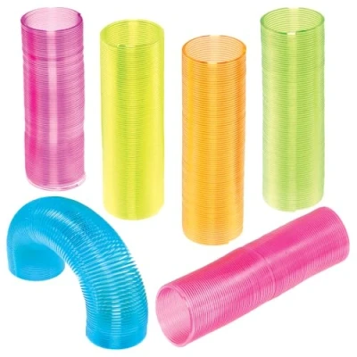 Abbildung von Baker Ross FN147 Superlange Mini Spiralfedern 6er Pack, Federspielzeug für Partytüten, Zappelspielzeug