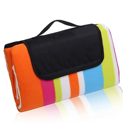 Abbildung von your GEAR Stripe XL Picknickdecke 200x200 Camping Fleece Decke wasserdichte &amp; isolierte Stranddecke