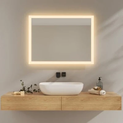 Abbildung von EMKE Badezimmerspiegel mit LED Licht, 60 x 80 cm, Badezimmerspiegel, 3000 K, warmweiß, Wandschalter, vertikal/horizontal, explosionsgeschützter Spiegel IP44, energiesparend,