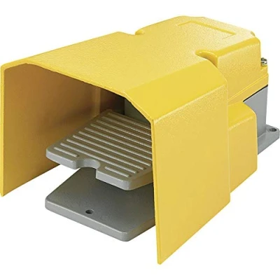 Abbildung von TRU Components FS 502 Fußschalter 250 V/AC 15 A 1 Pedal mit Schutzhaube Öffner, Schließer St.