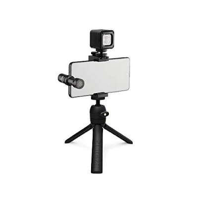 Abbildung von RØDE Vlogger Kit USB C Komplettset für Smartphones mit Anschluss, inklusive Kondensator Richtmikrofon, Stativ, microLED und weiteres Zubehör