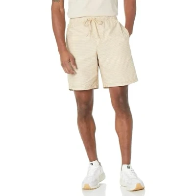 Abbildung von Amazon Essentials Herren Walkshorts, Beininnenlänge 20,3 cm, Lockere Passform, Mit Kordelzug (In Übergröße Erhältlich), Khakibraun Weiß Streifen, XS