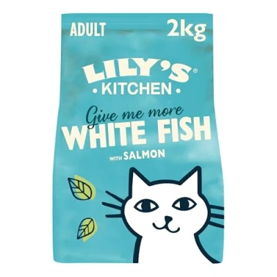 Abbildung von Lily&#039;s Kitchen mit natürlichen Zutaten hergestellt Trockenfutter für ausgewachsene Katzen Weißfisch Lachs Getreidefreie Rezeptur 2kg