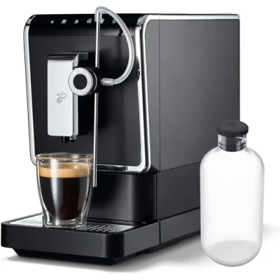 Abbildung von Tchibo Kaffeevollautomat Esperto Pro, inkl. passender Milchkaraffe aus Glas, perfekter Kaffeegenuss für Caffè Crema, Espresso und Milchspezialitäten, 600ml Milchbehälter, anthrazit