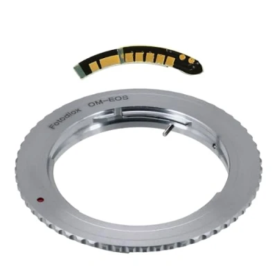 Abbildung von Fotodiox Lens Mount Adapter Compatible with Olympus Zuiko (OM) 35mm SLR on Canon EOS (EF, EF S) D/SLR Camera Body Gen10 Focus Confirmation Chip