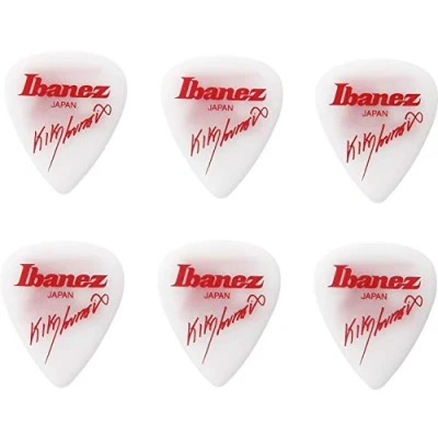 Abbildung von IBANEZ Kiko Loureiro Signature Picks 1,2mm Polyacetal 6 Stück weiß (B1000KL WH)
