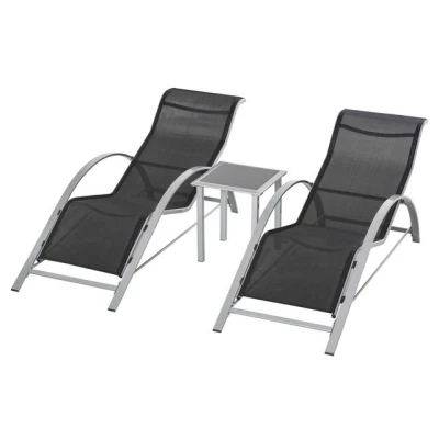 Abbildung von Outsunny 3 TLG. Gartenliege mit Tisch Gartengarnitur 2 Sonnenliegen, 1 Beistelltisch Gartensitzgruppe Gartentischset Metall Mesh Schwarz+Silber