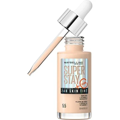 Abbildung von Maybelline New York Foundation, Langanhaltendes Make Up mit Vitamin C, Vegane Formel, Super Stay Skin Tint, Nr. 5.5