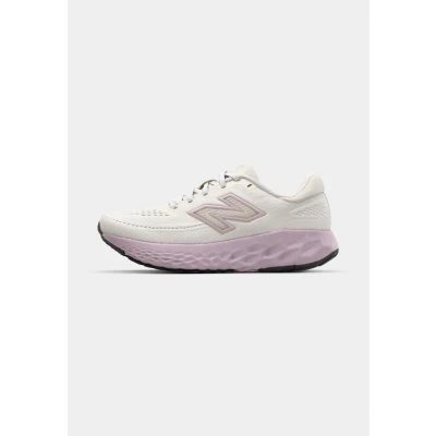 Abbildung von New Balance Fresh FOAM X EVOZ V4 Laufschuh Straße, Damen, Größe: 37, Sea salt Schuhe