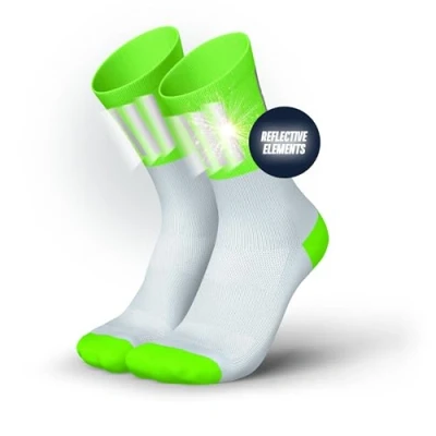 Abbildung von INCYLENCE High Viz Laufsocken mit Reflektoren funktionell und atmungsaktiv für maximale Sichtbarkeit, 1 Paar (DE/NL/SE/PL, Numerisch, 39, 42, Regular, V3 Green)