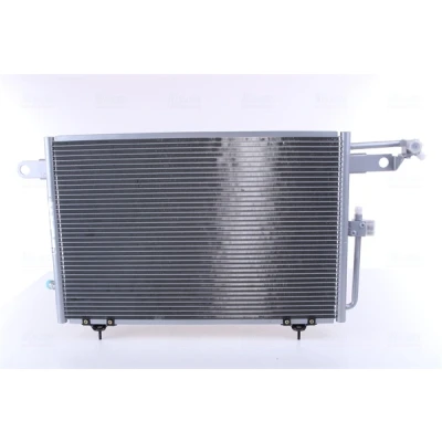 Abbildung von NISSENS 94213 Klimakondensator ohne Trockner Aluminium 590 R 134a AUDI: A6 C4 Avant, 100 Limousine, Limousine