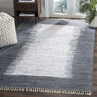 Abbildung von SAFAVIEH Modern Teppich für Wohnzimmer, Esszimmer, Schlafzimmer Montauk Collection, Kurzer Flor, Elfenbein und Grau, 152 X 244 cm