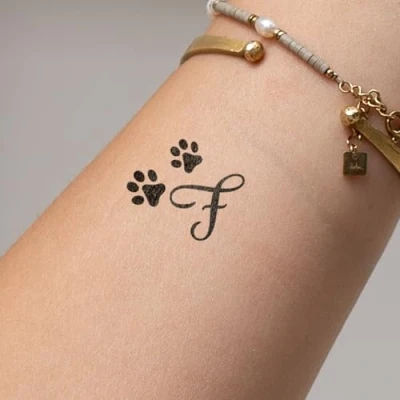 Abbildung von Inkster Pfote mit Initialen Tattoo Buchstabe F vegane &amp; wasserfeste Temporäre Tattoos für Erwachsene EU Kosmetikzertifizierte Farbe