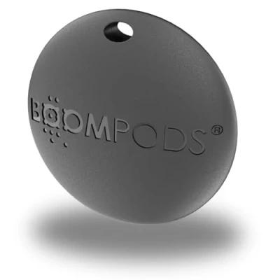 Abbildung von Boompods Boomtag Bluetooth Key Finder Schlüsselfinder, Mini Smart Tracker Tag kompatibel mit Apple Wo ist? App, für Schlüssel/Brieftasche/Gepäck GPS Tracking, nachhaltig hergestellt Schwarz