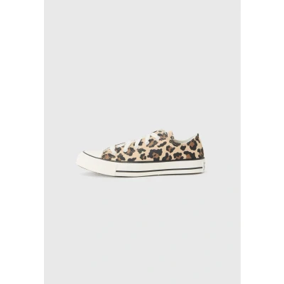 Abbildung von Converse Chuck Taylor ALL STAR Unisex Sneaker low für Kinder, Größe: 35.5, Warm quarry/vintage white/black Schuhe