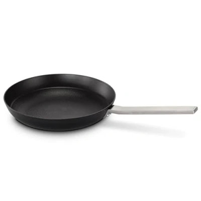 Abbildung von Bosch HEZ9FE280 Zubehör für Kochfelder, Eisenpfanne, 28 cm Durchmesser, Elektrokochfelder und Induktionskochfelder, Made in Germany