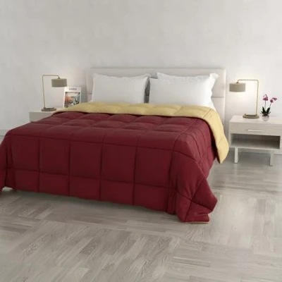 Abbildung von Italian Bed Linen Wintersteppdecke Elegant, Mikrofaser, Bordeaux/Creme, 260x260cm