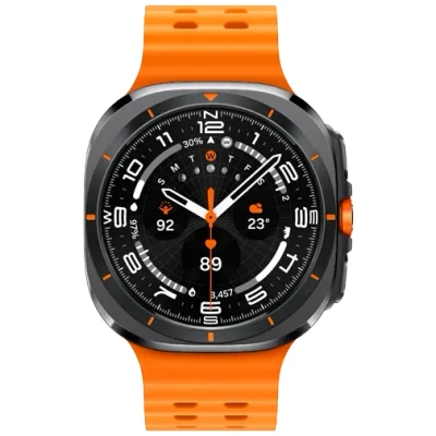 Abbildung von Samsung Galaxy Watch Ultra Titanium Grau (Orangenes Gummi Armband)