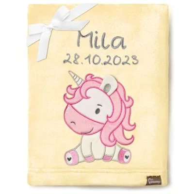 Abbildung von Be Mammy Personalisierte Babydecke mit 3D Applikation Warme Kuscheldecke Namen und Geburtsdatum; Perfektes Baby Geschenk; Blanket; Krabbeldecke BE20 280 (Gelb Einhorn)