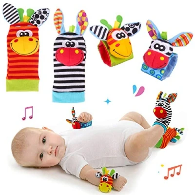 Abbildung von Baby Rasseln Spielzeug Handgelenk und Socken, Rassel Plüschtiere Entwicklungs für 0 12 Monate Neugeborene, Mädchen Jungen, Geschenk 4PCS (Stil 1)