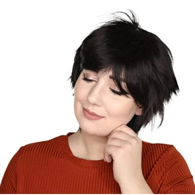 Abbildung von Prettyland Kurze Perücke Fransige Gestuft Wilder Schnitt Unisex natürliches Schwarz C164