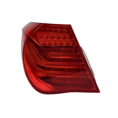 Abbildung von Heckleuchte MAGNETI MARELLI 714027020701 Links