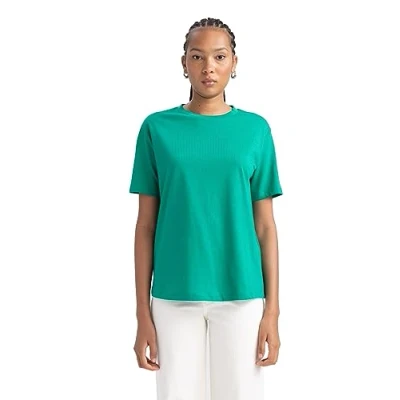 Abbildung von DeFacto Women&#039;s B0642AX T Shirt, Green, Medium