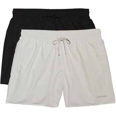 Abbildung von Calvin Klein Swimwear 2 PACK Badeshorts, Herren, Größe: Medium, Black/chalk