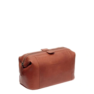 Abbildung von The Chesterfield Brand Biassa Toilet bag cognac