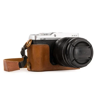 Abbildung von MegaGear Ever Ready Echtleder Kamera Halbtasche mit Trageriemen und Batteriezugang für Fujifilm X E3 braun