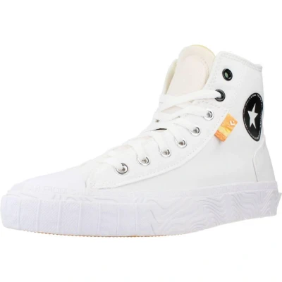 Abbildung von Sneakers Converse Modell Chuck Taylor Alt Star Farbe Weiß