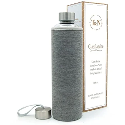 Abbildung von TRENDY AND NEW Trinkflasche T&amp;N Glasflasche Classique 550ml, Glas mit Neoprenhülle, Wasserflasche auslaufsicher, Glastrinkflasche aus dickerem Borosilikatglas für Kohlensäure geeignet unterwegs Büro oder zu Hause, Schlankes Design