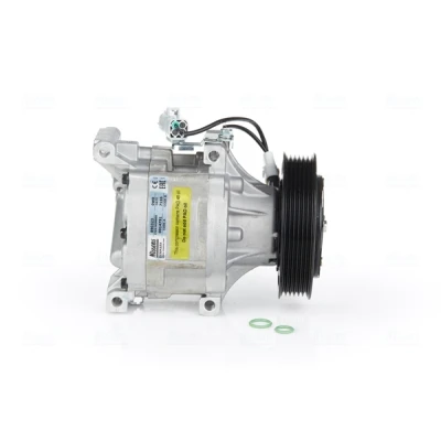 Abbildung von NISSENS 890323 Kompressor SCSA06C 12 PAG 46 R 134a TOYOTA: Corolla IX Schrägheck
