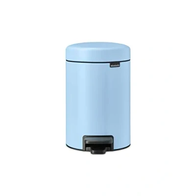Abbildung von Brabantia NewIcon Treteimer 3L Kleiner Abfalleimer für Bad oder Toilette Sanft Schließender Deckel Leichte Pedalbedienung Entnehmbarer Inneneimer Soft Beige 17 x 24 27 cm