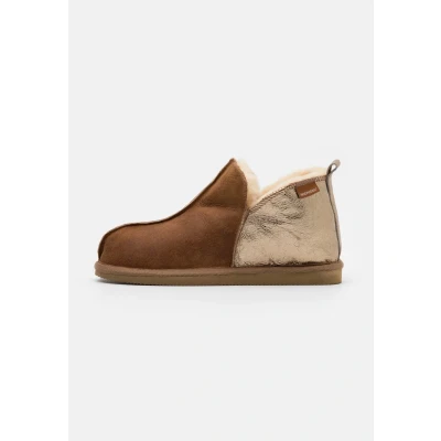 Abbildung von Shepherd Annie Hausschuh, Damen, Größe: 40, Antique cognac/gold Schuhe