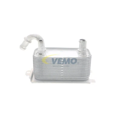 Abbildung von VEMO V95 60 0005 Ölkühler ohne Dichtung Original Qualität FORD: S Max Mk1, FIESTA 6, MONDEO 4, VOLVO: S80 II, XC60 I, V70 3