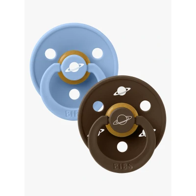Abbildung von BIBS Colour Planet Nusa Schnuller 2er Pack, BPA frei, Kirschform Nippel. Naturkautschuk/Latex, Hergestellt in Dänemark, Größe 2 (6 18 Monate), Sky Blue Mix