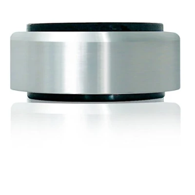 Abbildung von Dynavox Aluminium Füsse für HiFi Geräte, 4er Set, polierte Füße mit hoher Stabilität und Gummi Dämpfern, Silber