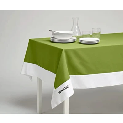 Abbildung von Pantone™ Rechteckige Tischdecke für 6 Sitzer 140 x 180 cm, 100% Baumwolle 220 g. Hellgrün
