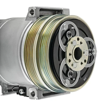Abbildung von VALEO 813323 Kompressor DKS 12 PAG 46 R 134a mit Kompressoröl NEW ORIGINAL PART FORD: Focus 2 Schrägheck, KUGA 1, Kombi, VOLVO: V50, C30
