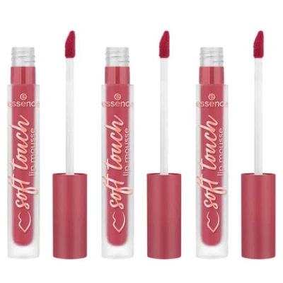 Abbildung von essence soft touch lip mousse, Lippenstift, Nr. 05, Rot, mattierend, abdeckend, natürlich, farbintensiv, vegan, ölfrei, ohne Parabene, Nanopartikel frei, 3er Pack (3x4g)