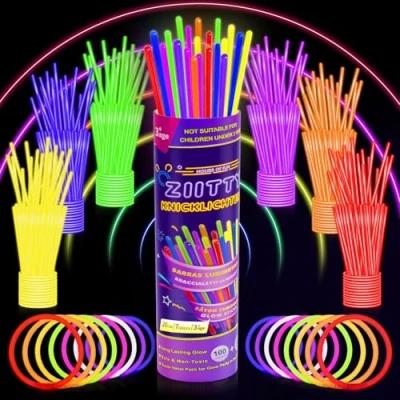 Abbildung von Ziitty Knicklichter Party Set, 7 Tolle Farben Kinder, 100 Leuchtstäbe mit Verbinder für Armbänder Armringe,Neon Gadgets Deko Hochzeiten Silvester Feuerwerk