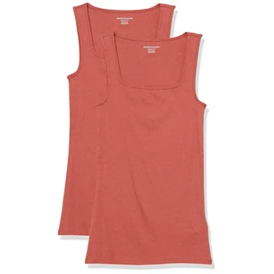 Abbildung von Amazon Essentials Damen Tanktop mit schmaler Passform und quadratischem Ausschnitt, 2er Pack, Ziegelrot, XXL