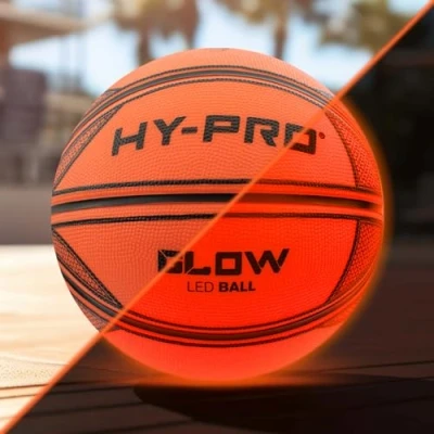 Abbildung von Hy Pro Premium LED Glow Basketball Größe 7 Ball, aufprallaktivierter leuchtender mit strapazierfähigem Material und verbessertem Grip Perfekter für Nachtspiele