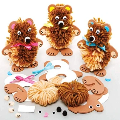 Abbildung von Baker Ross FE362 Teddybär Bastelset, 3 Stück, für Kinder zum Selbermachen, aus flauschigen Bommel