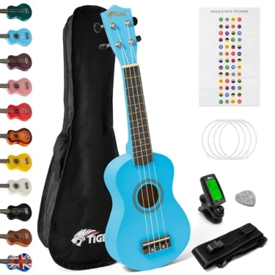 Abbildung von TIGER UKEKIT Ukulele Set für Anfänger, Sopran Ukulele, Stimmgerät, Gurt, Uke Stickers, Ersatzsaiten und Filzplektrum Blau