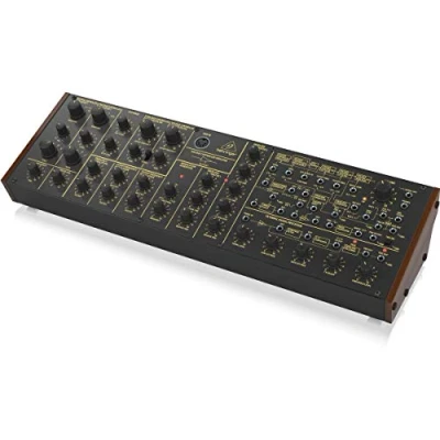Abbildung von Behringer K 2 Analoger und halbmodularer Synthesizer mit zwei VCOs, Ringmodulator, externem Signalprozessor, 16 stimmiger Poly Chain Eurorack Format