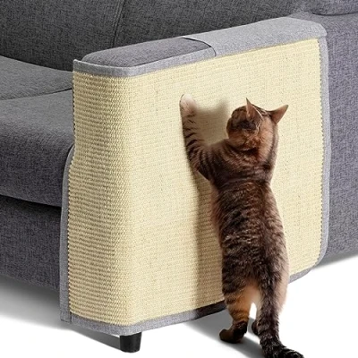 Abbildung von Navaris Tier Beschäftigungsspielzeug Katzen Kratzmatte Kratzschutz Sofa Sisal Kratzteppich links,