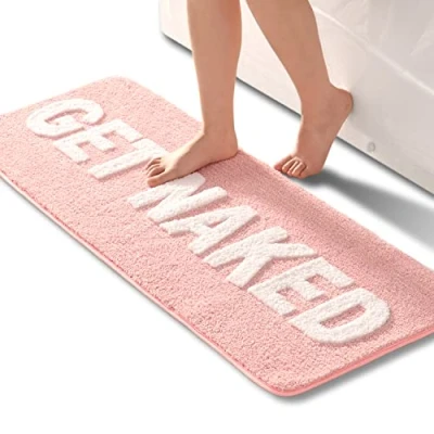 Abbildung von QJHOMO Get Naked Badematte Rosa und Weiß Badezimmermatten 45 x 120 cm, rutschfeste Badematten für Badezimmer, Bunte Buchstaben, weiche Mikrofaser, maschinenwaschbarer Teppich