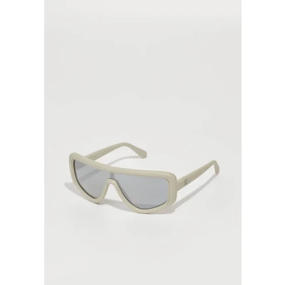 Abbildung von Calvin Klein Unisex CKJ25605S 050 Gläser SONNENBRILLEN Bio Injekt Grau Maske Normal
